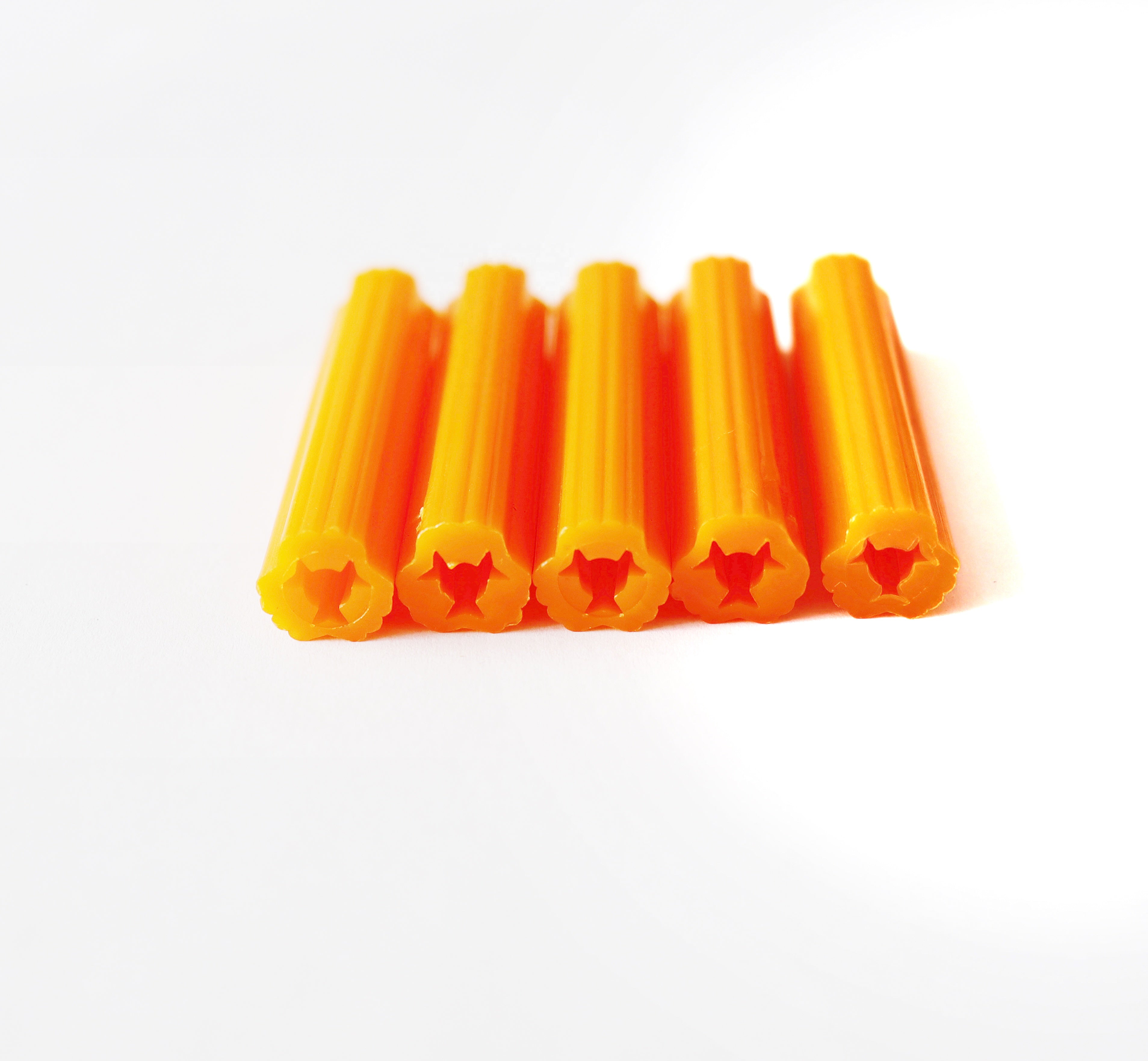 High quality plastic expansion bolt Full Size made of nylon PP PE 