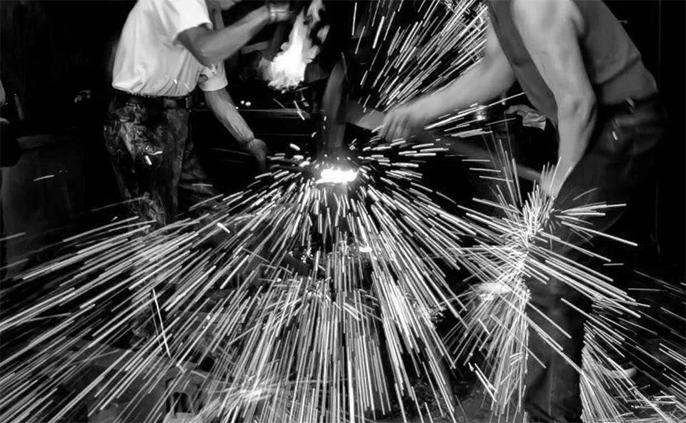 Dao Chặt Sắc Bén - Đầu Bếp Tài Hoa