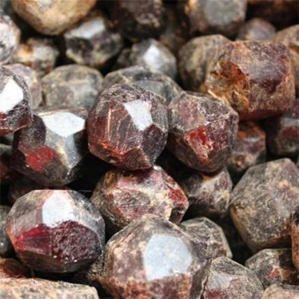 Natural Red Garnet Raw Stone 100g - Healing Mineral