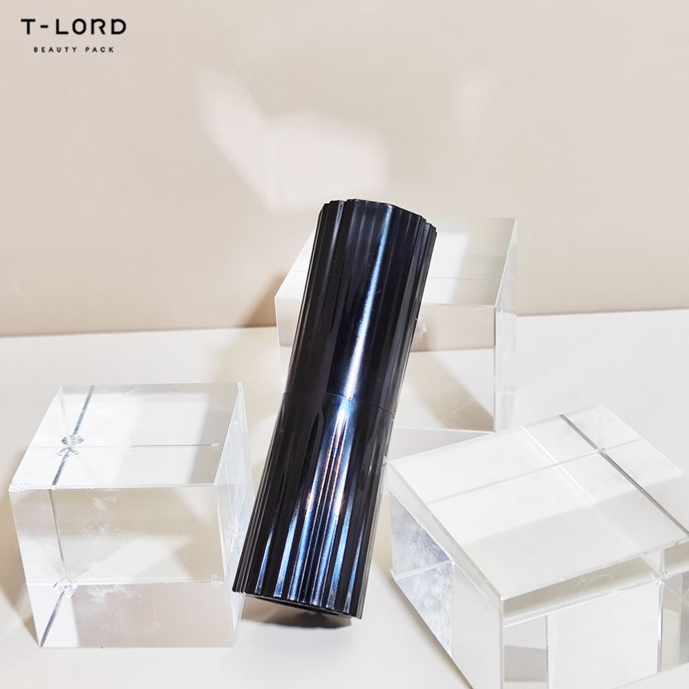 Unique Black Plastic Lipstick Tube, Empty Cosmetic Containers For Custom Packaging 