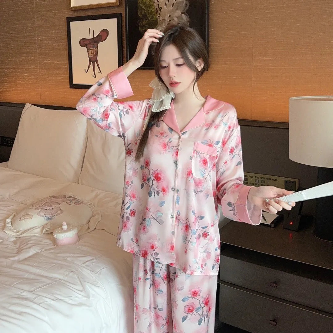Women's Autumn Elegant Silk Pajamas New Printed