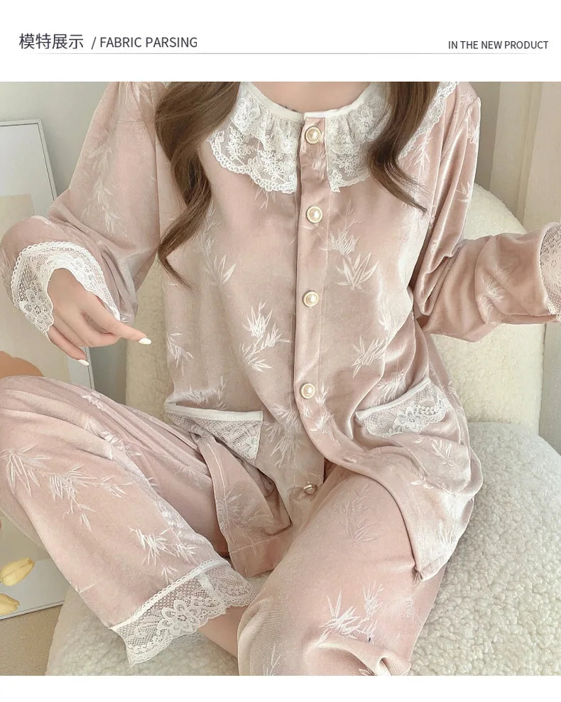 Bộ Đồ Ngủ Nhung Vàng Nữ Công Chúa SAMWESTART