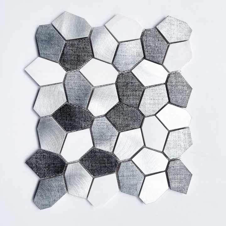 Modern Model IRN226711 Free Stone Shape Bathroom Wall Tiles Metal Design For Interior Wall 