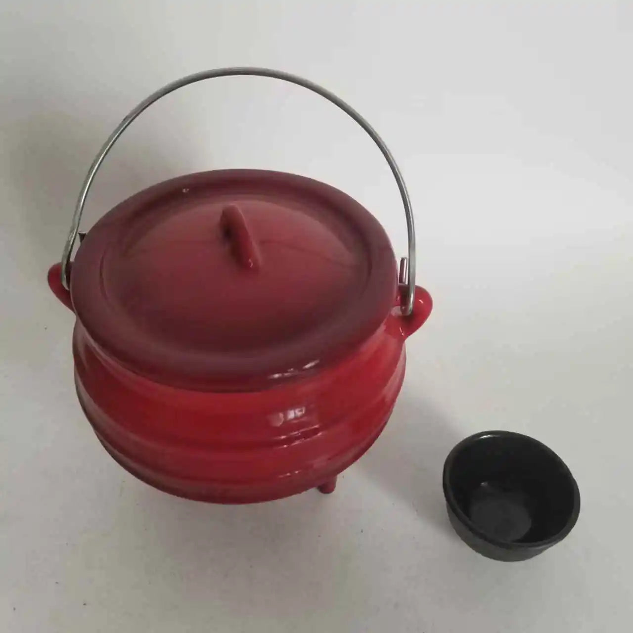 3-Legged Enameled Cast Iron Pot for Outdoor Cooking Multi-Function