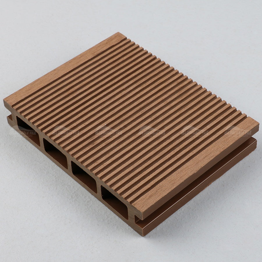 Composite wood plastic floor tiles are anti-slip, friendly to barefoot people, used outdoors for swimming pools 