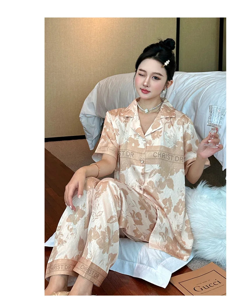 Bộ Đồ Ngủ Nữ Lụa 3 Món Hoa Ngọt Ngào Sang Trọng