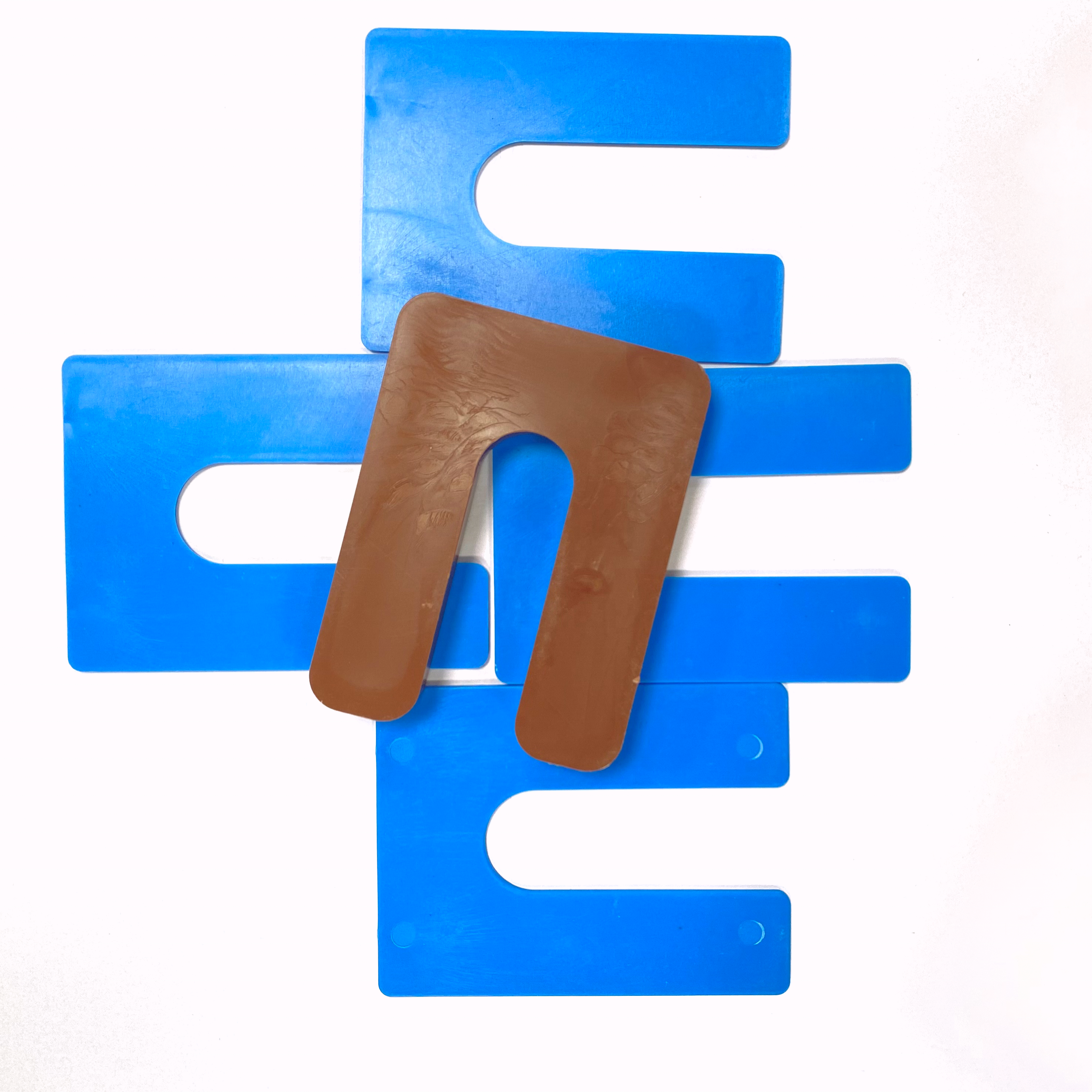 High quality U-shaped plastic cushion with modern design 