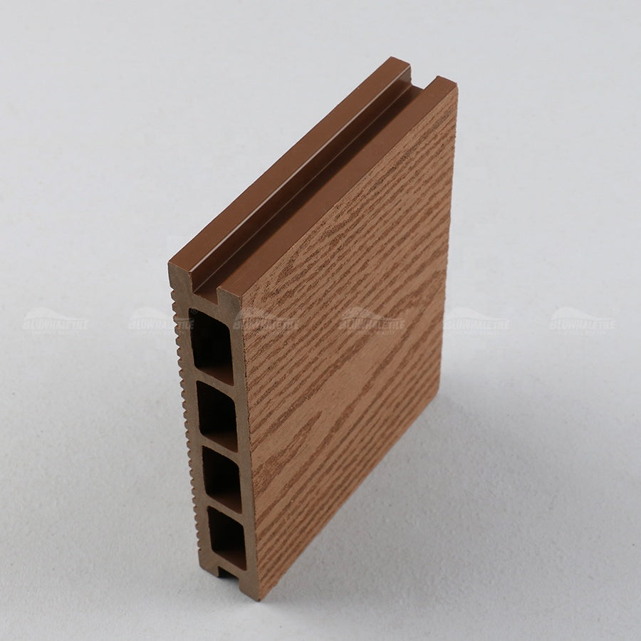 Composite wood plastic floor tiles are anti-slip, friendly to barefoot people, used outdoors for swimming pools 