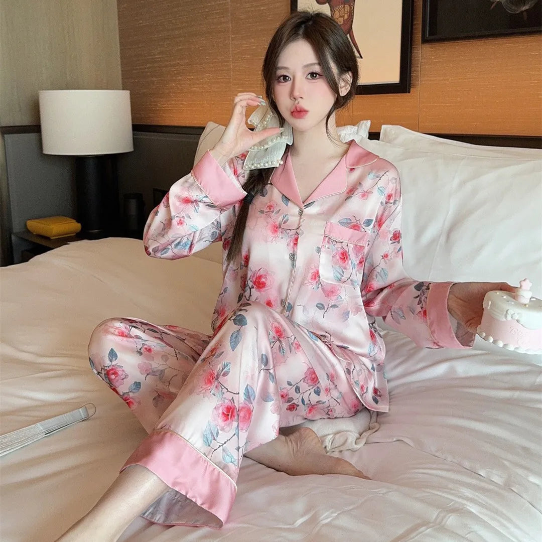 Women's Autumn Elegant Silk Pajamas New Printed