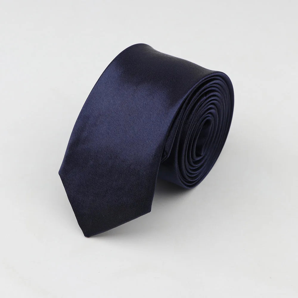 Cà vạt nam thời trang, màu sắc đa dạng, chất liệu polyester - Daisan Mart