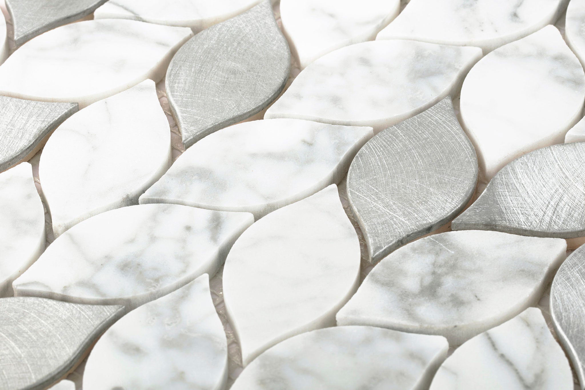 Exquisite white stone wall decoration mosaic tiles, marble style, small leaves, mixed metal, wholesale China 