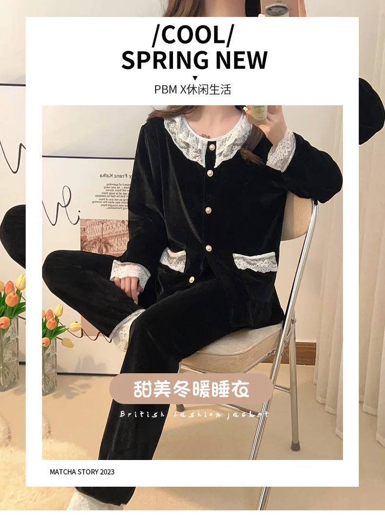 Bộ Đồ Ngủ Nhung Vàng Nữ Công Chúa SAMWESTART