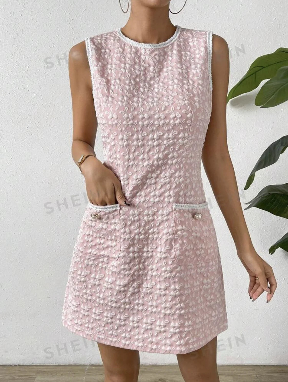 Vải Jacquard 3D Hoa Nổi Cho Đầm Nữ & Trang Phục Nhà