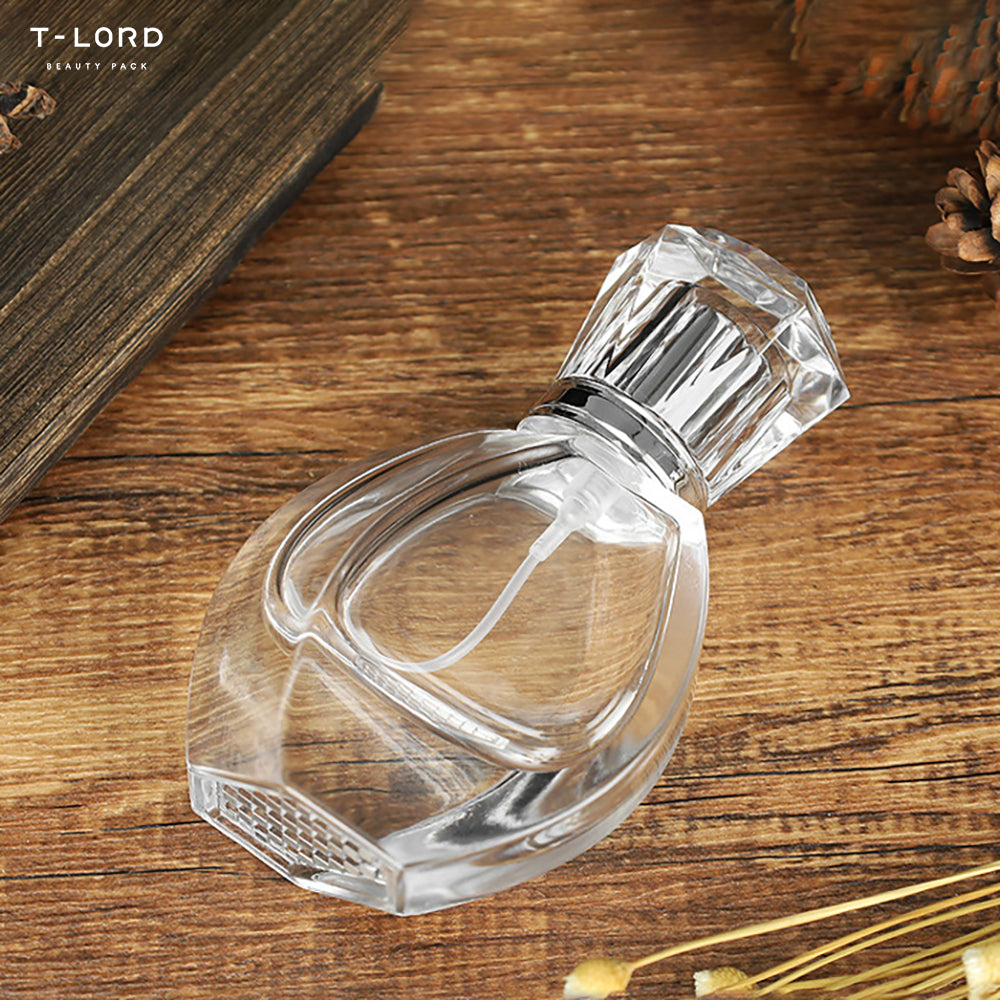 Luxury square flat glass serum perfume diffuser bottle 
