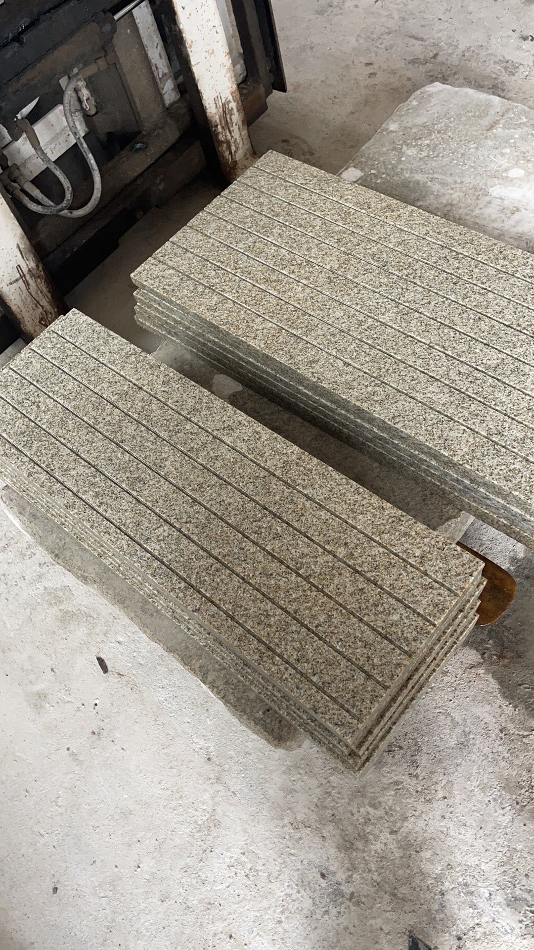 Rural Medieval Style Granite Countertop, Custom Color Matching, One-Stop Solution from Design to Installation 