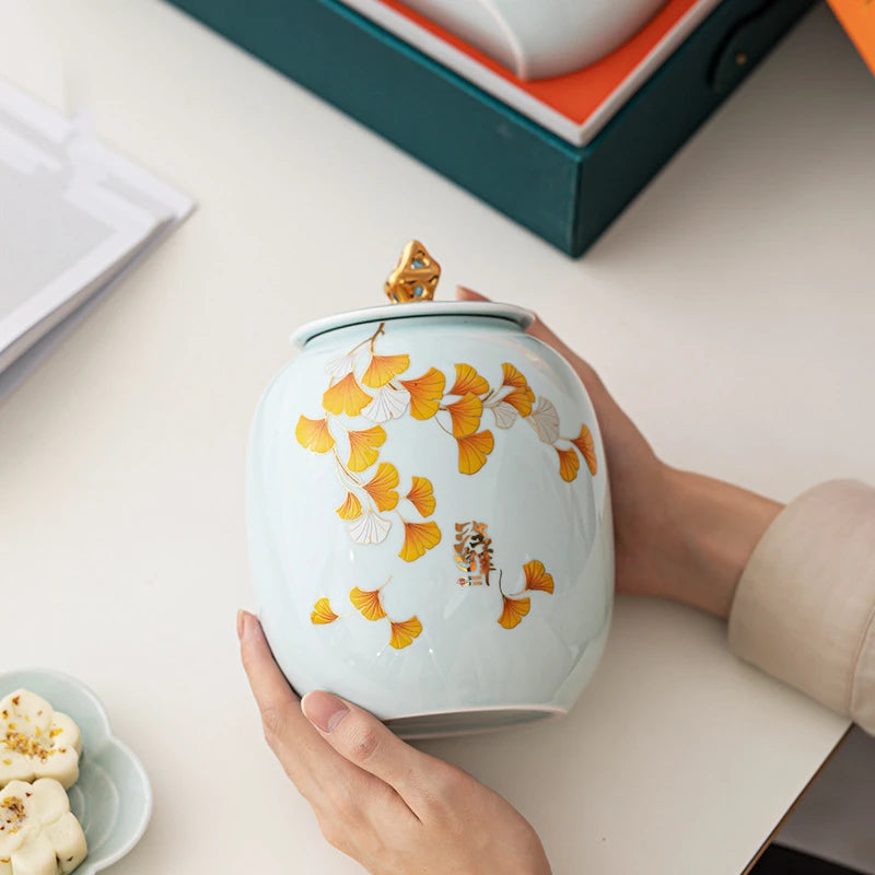 Ấm Trà Sứ Bắc Âu Nắp Vàng - Hũ Đựng Đa Năng
