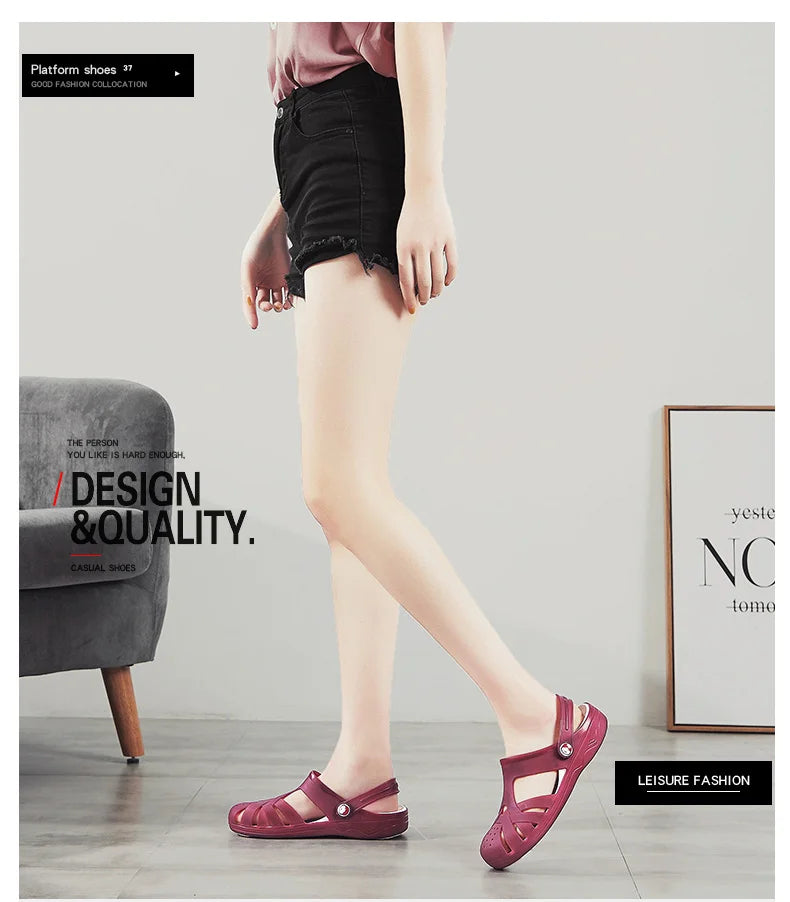 Dép Sandal Nữ Mùa Hè Thoải Mái Màu Kẹo PVC Bãi Biển