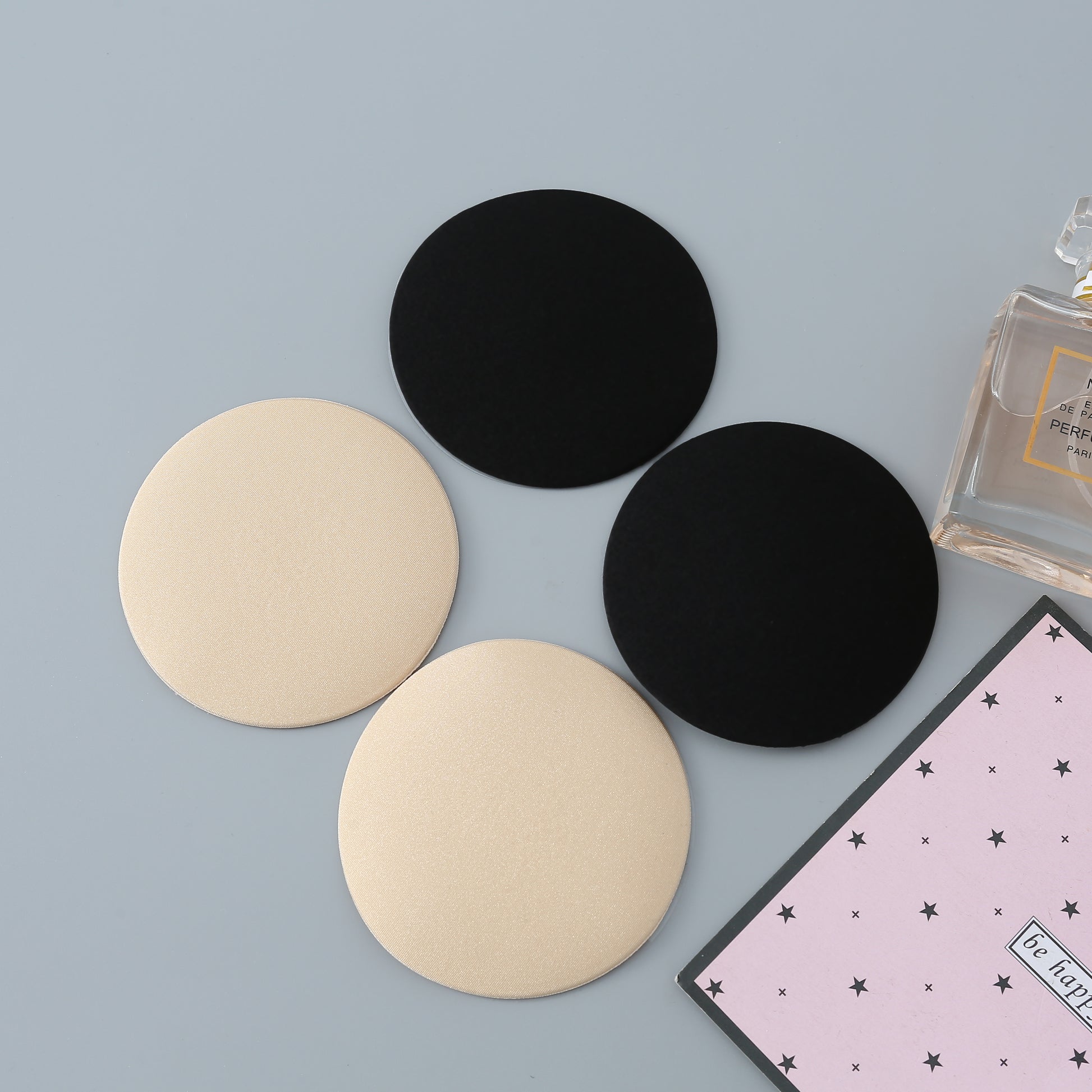 Áo ngực dán silicon vô hình tái sử dụng hình hoa - Daisan Mart