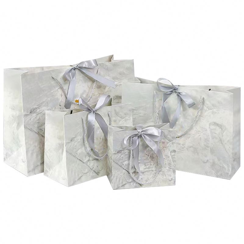 Túi Giấy Cảm Ơn Đựng Quần Áo Quà Tặng Ngày Của Mẹ, Bìa Cứng Trắng, In Offset Tùy Chỉnh, Tay Cầm Flexiloop, Bóng Có Vân