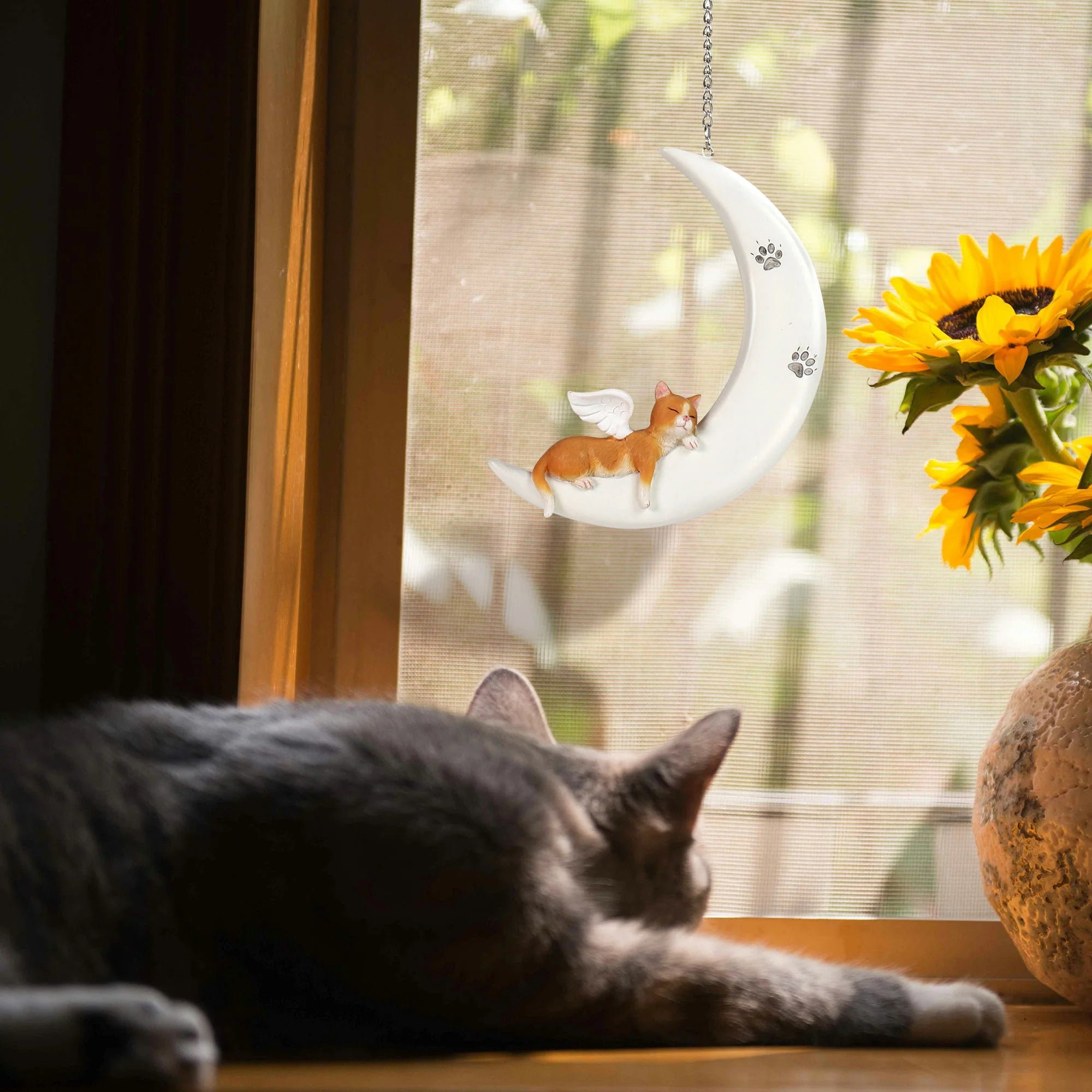 Angel Cat & Crescent Moon Resin Statue Painted Anime Style Hanging Figurine for Home & Garden Decorative Display