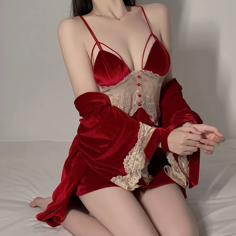 Sexy French Velvet Nightgown with Padded Straps, Half Sleeves, Spring Autumn