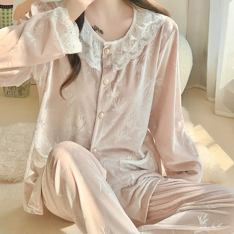 SAMWESTART Princess Gold Velvet Pajamas Set