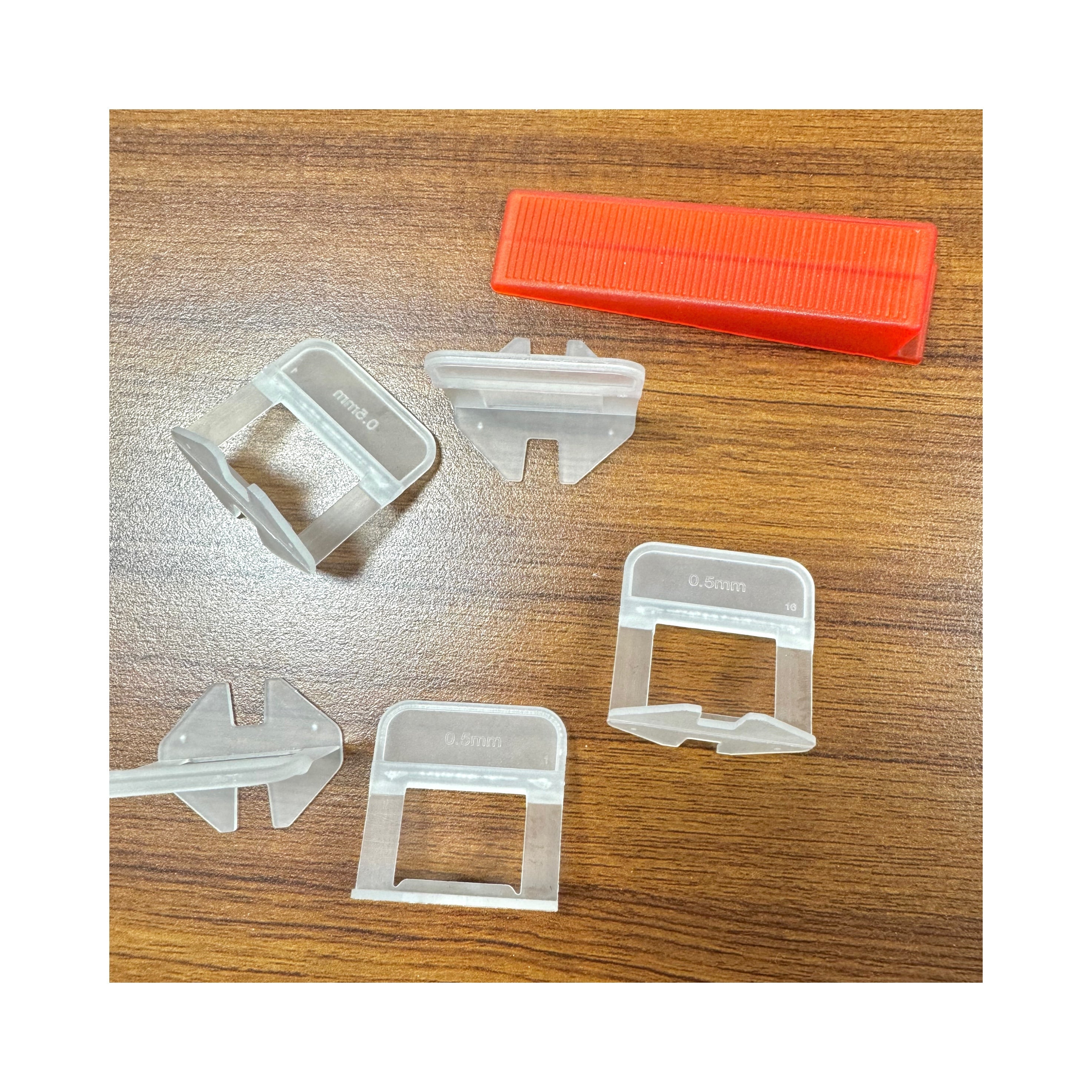 Flat Lift Lock Plastic Tiles 