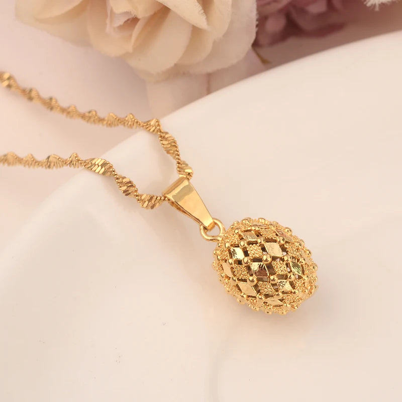 Beautiful Round Gold Jewelry Set for Women's Wedding Party