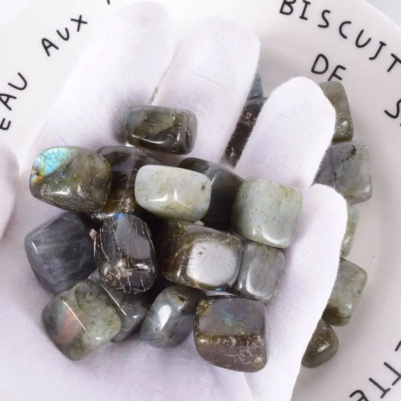 Natural Gemstone Chanting for Healing and Consumption