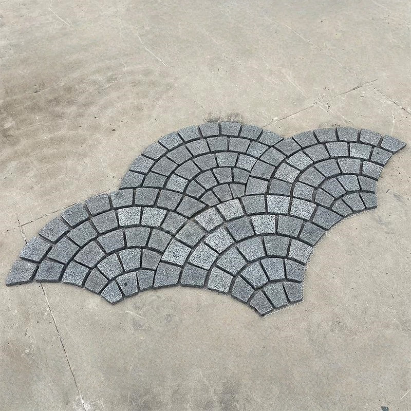 Durable round granite paving stones 