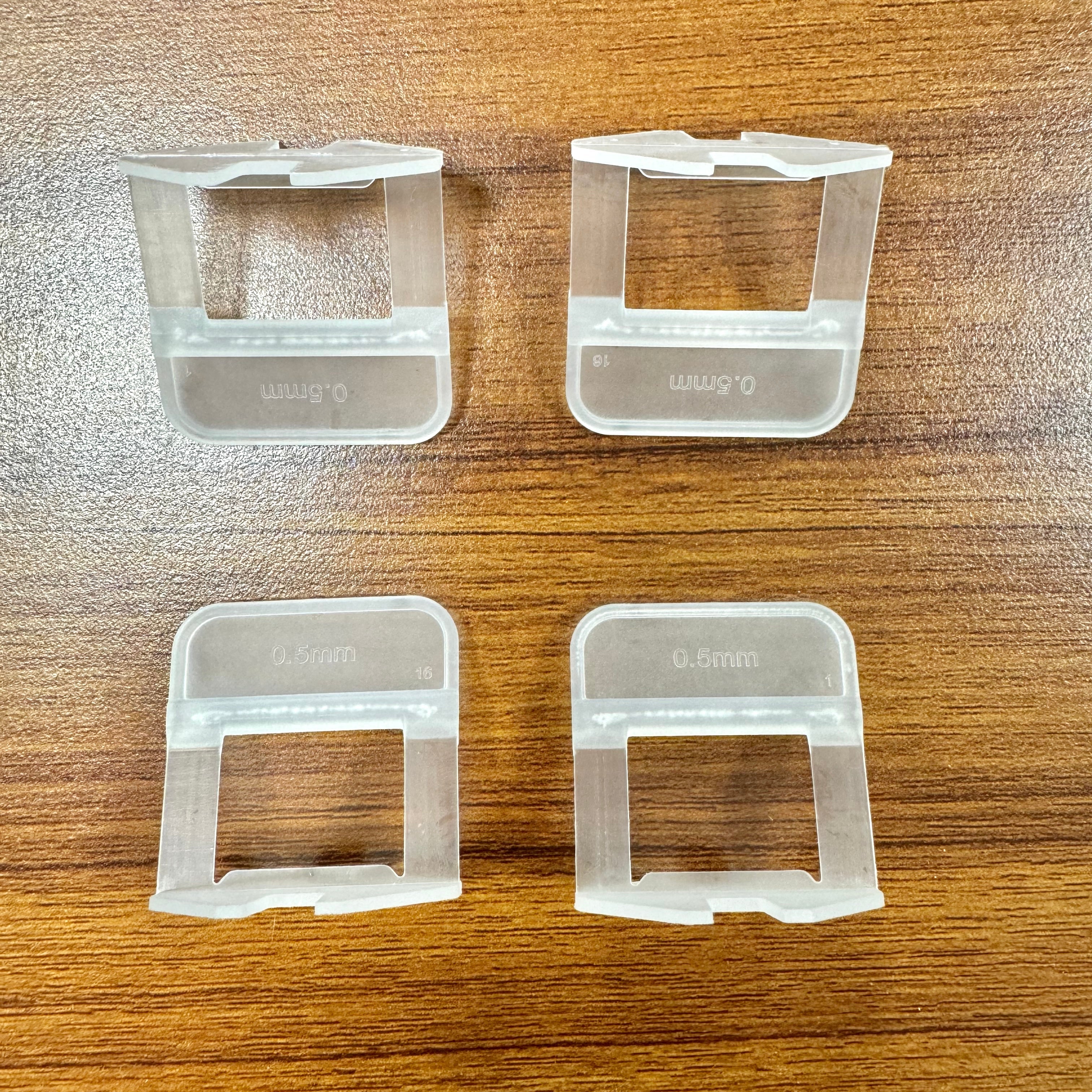 Flat Lift Lock Plastic Tiles 