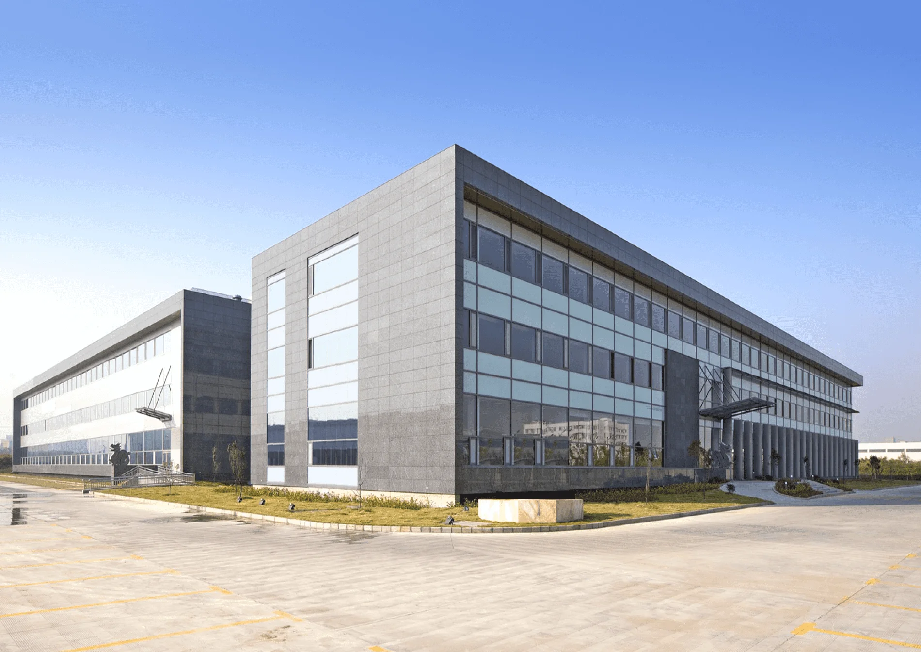 Insta360 X3 - 48MP 360 Degree Waterproof Sports Camera