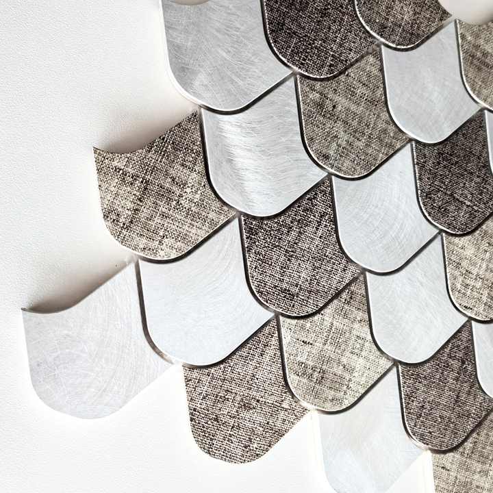 Wholesale custom modern design boat shape metal spray mosaic tiles decoration for bathroom and living room wall 