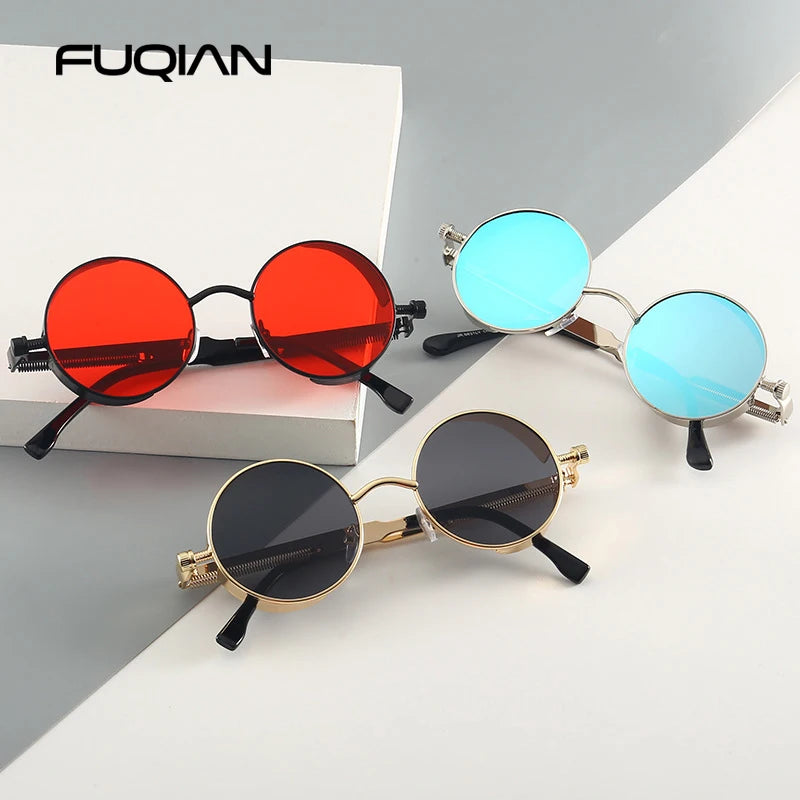 Ba kính tròn: kính đỏ, xanh và đen, nằm trên nền xám trắng.
