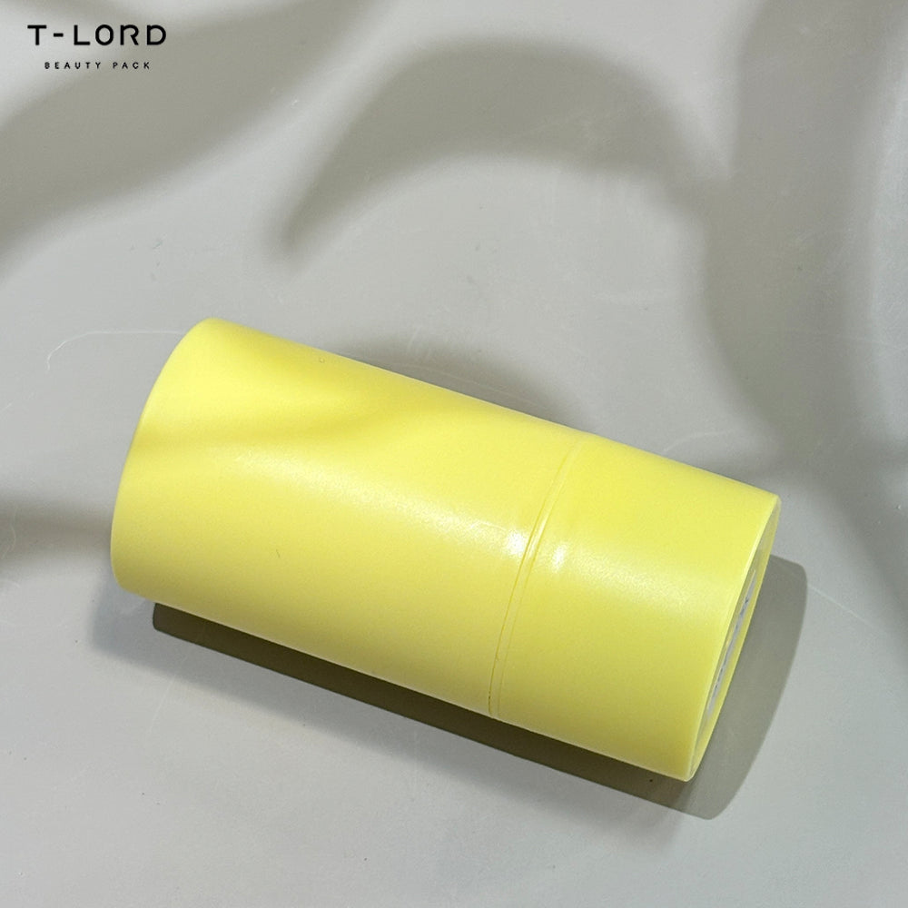 Factory wholesale cute plastic empty lipstick/balm tube cylindrical shape with screw cap,custom logo,for kids 