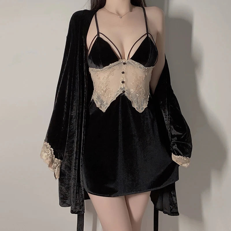 Sexy French Velvet Nightgown with Padded Straps, Half Sleeves, Spring Autumn