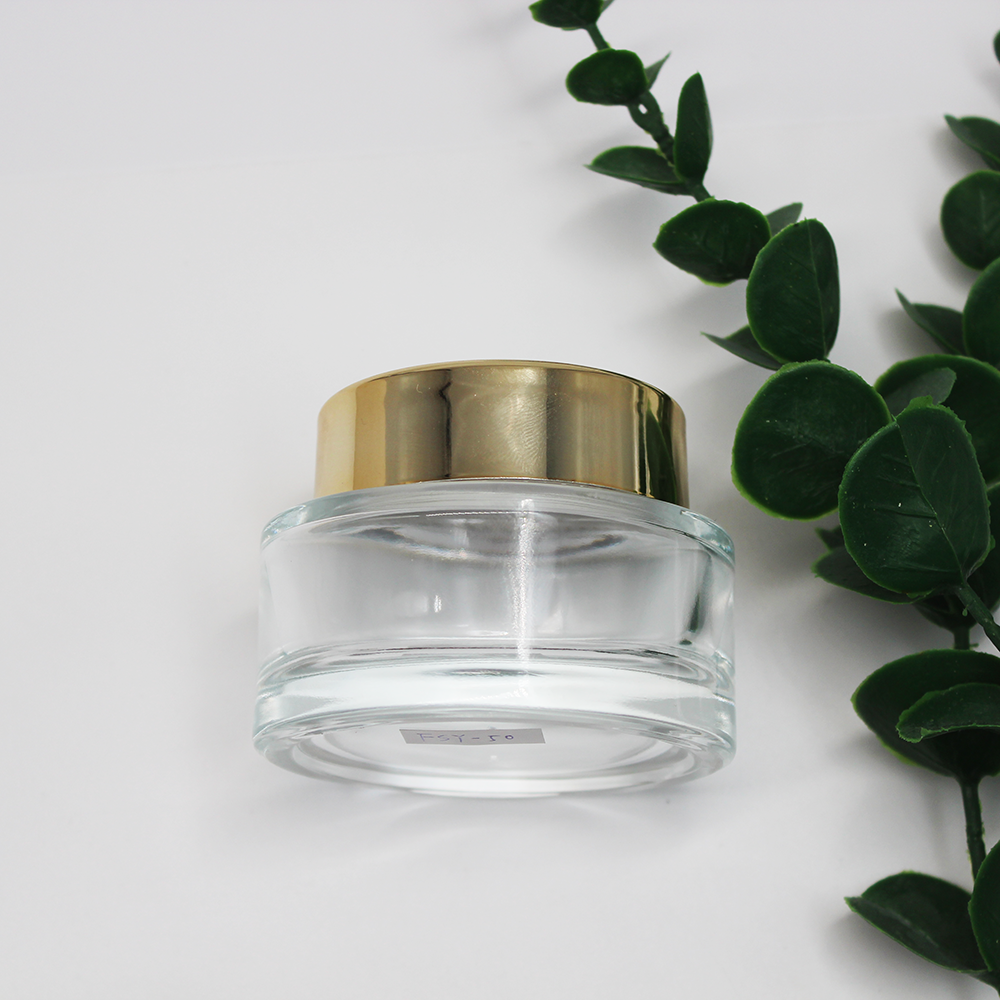 Eco-friendly glass cosmetic cream jar with black plastic/aluminum lid for skin care cream, face cream, eye cream packaging 
