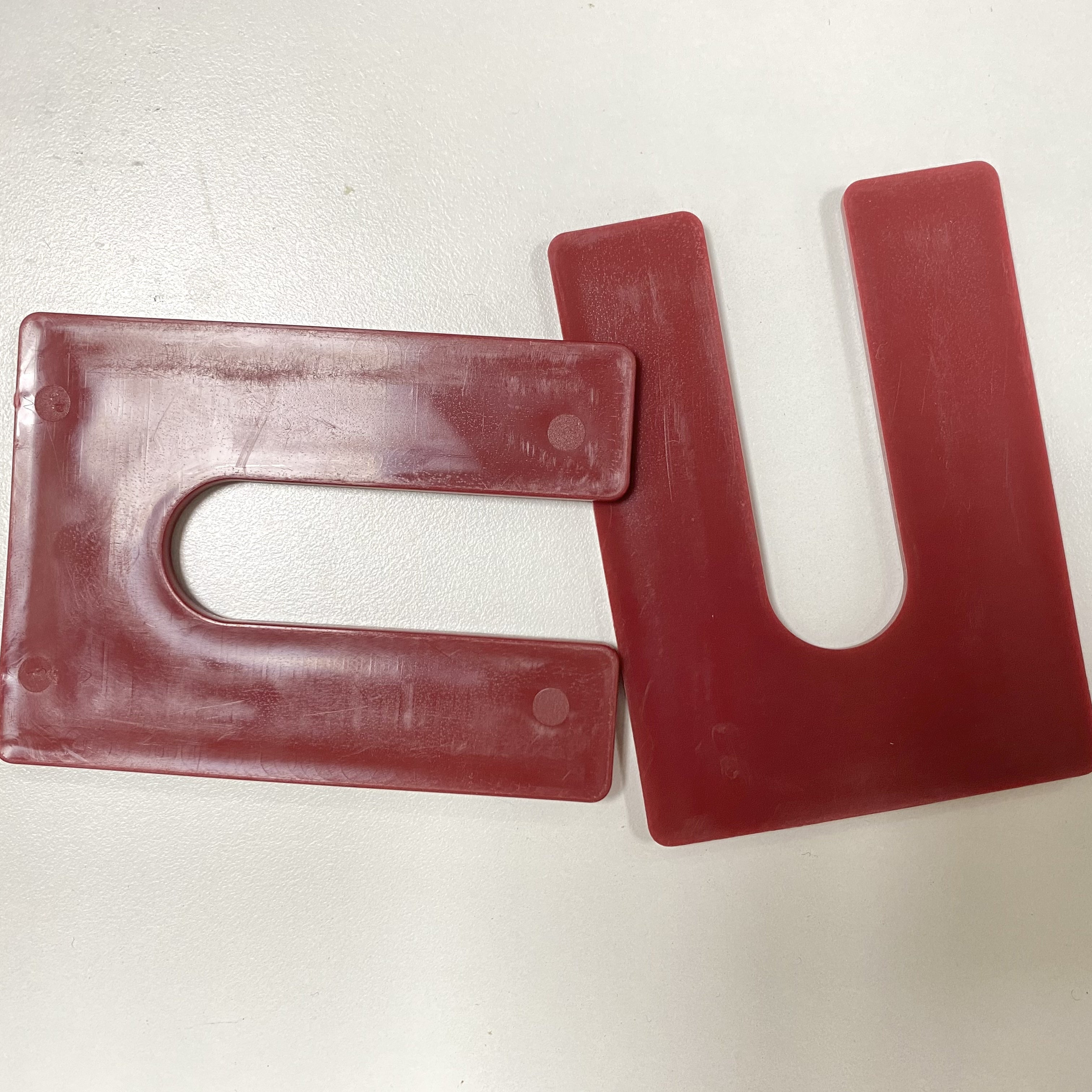 100 pieces/pack 1/8 inch 1/16 inch Horseshoe Plastic Lock for Window 