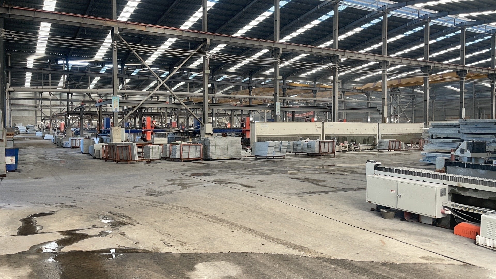 Custom White Grey Glazed Granite Slabs 