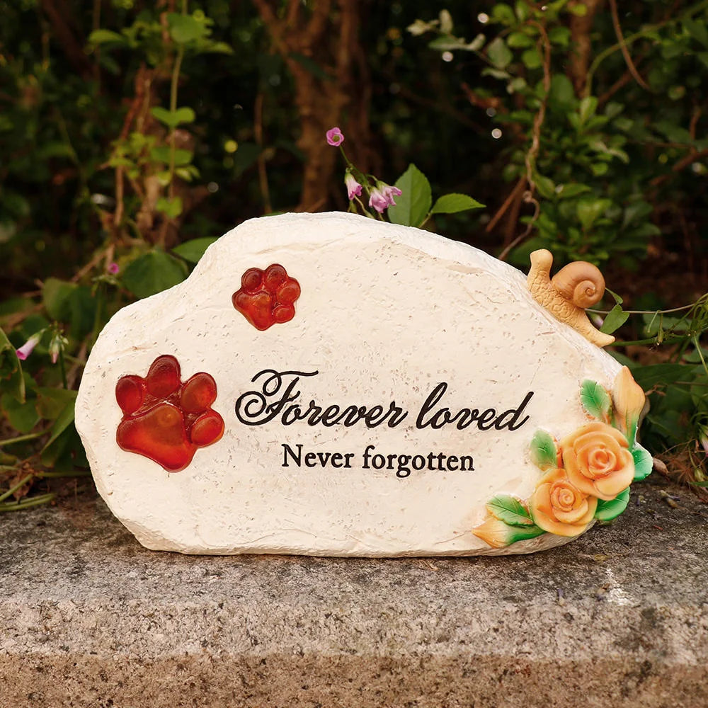 Anime-Themed Pet Memorial Resin Stone Decorative Garden Plaque with Painted Animal & Art Design Commemorative Display