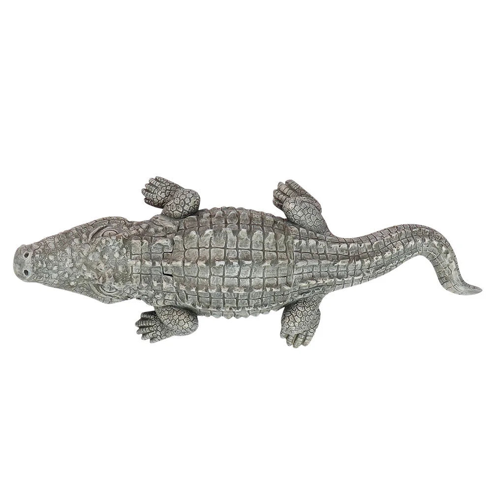 Crocodile Resin Statue with Textured Animal Decor Artistic Painting Theme Secret Storage Figurine for Home & Anime Use for Gifts