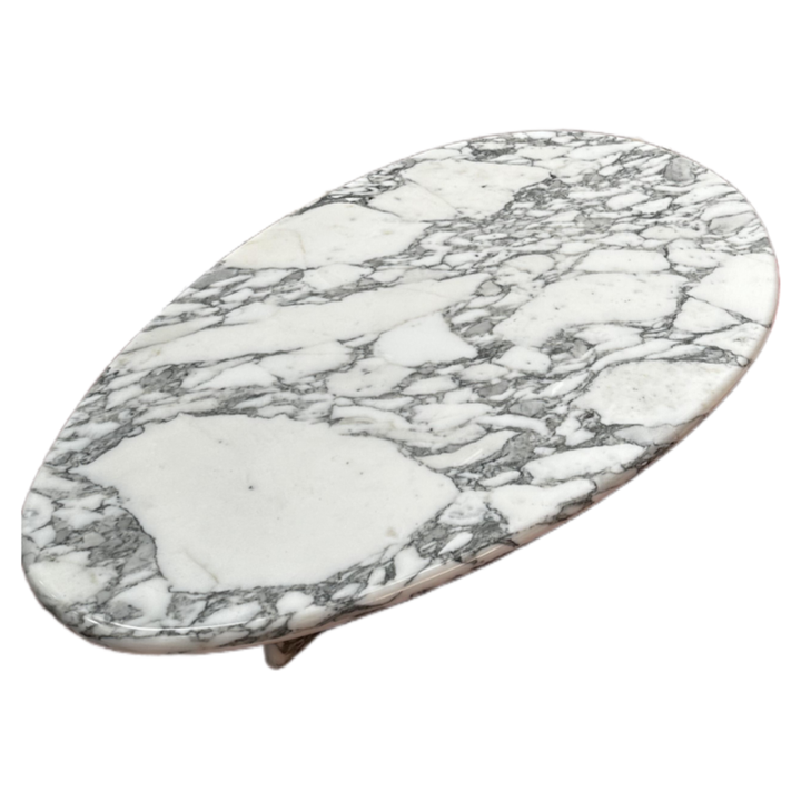 Arabescato oval coffee table in grey marble with laptop desk 