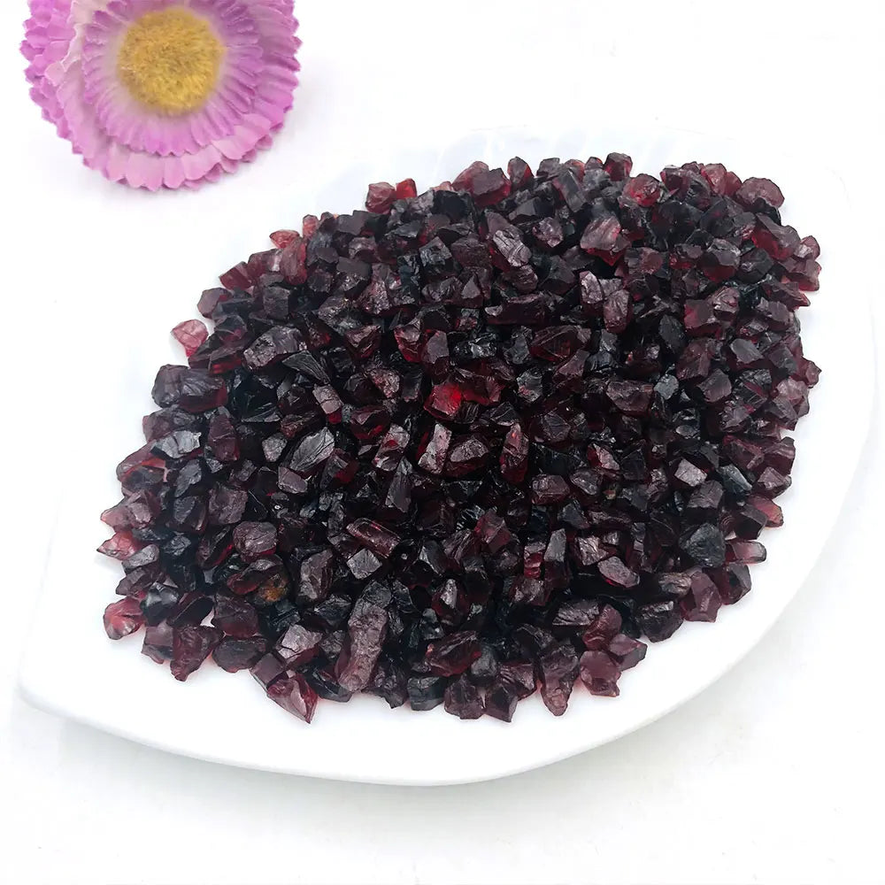Rough Garnet for Home Decoration &amp; Feng Shui