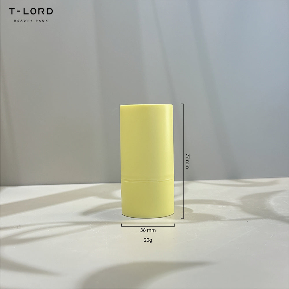 Factory wholesale cute plastic empty lipstick/balm tube cylindrical shape with screw cap,custom logo,for kids 