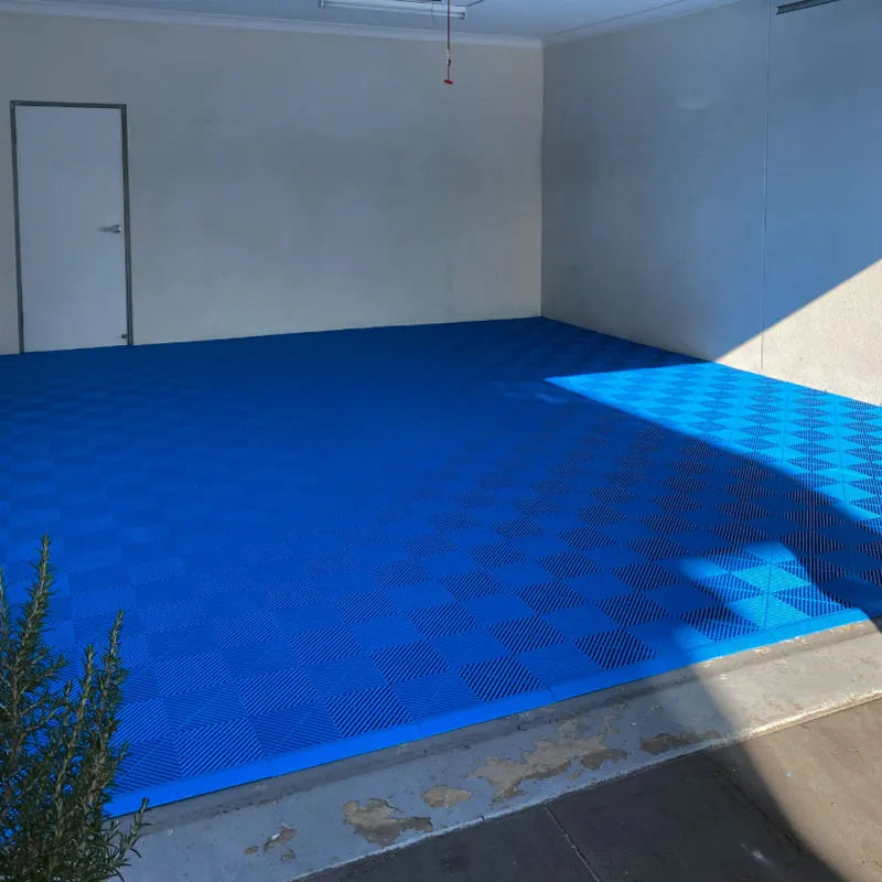 Modular Vented Floor Tiles for Garage Workshop - Anti-Slip Surface, Quick Drain Design - Daisan Mart