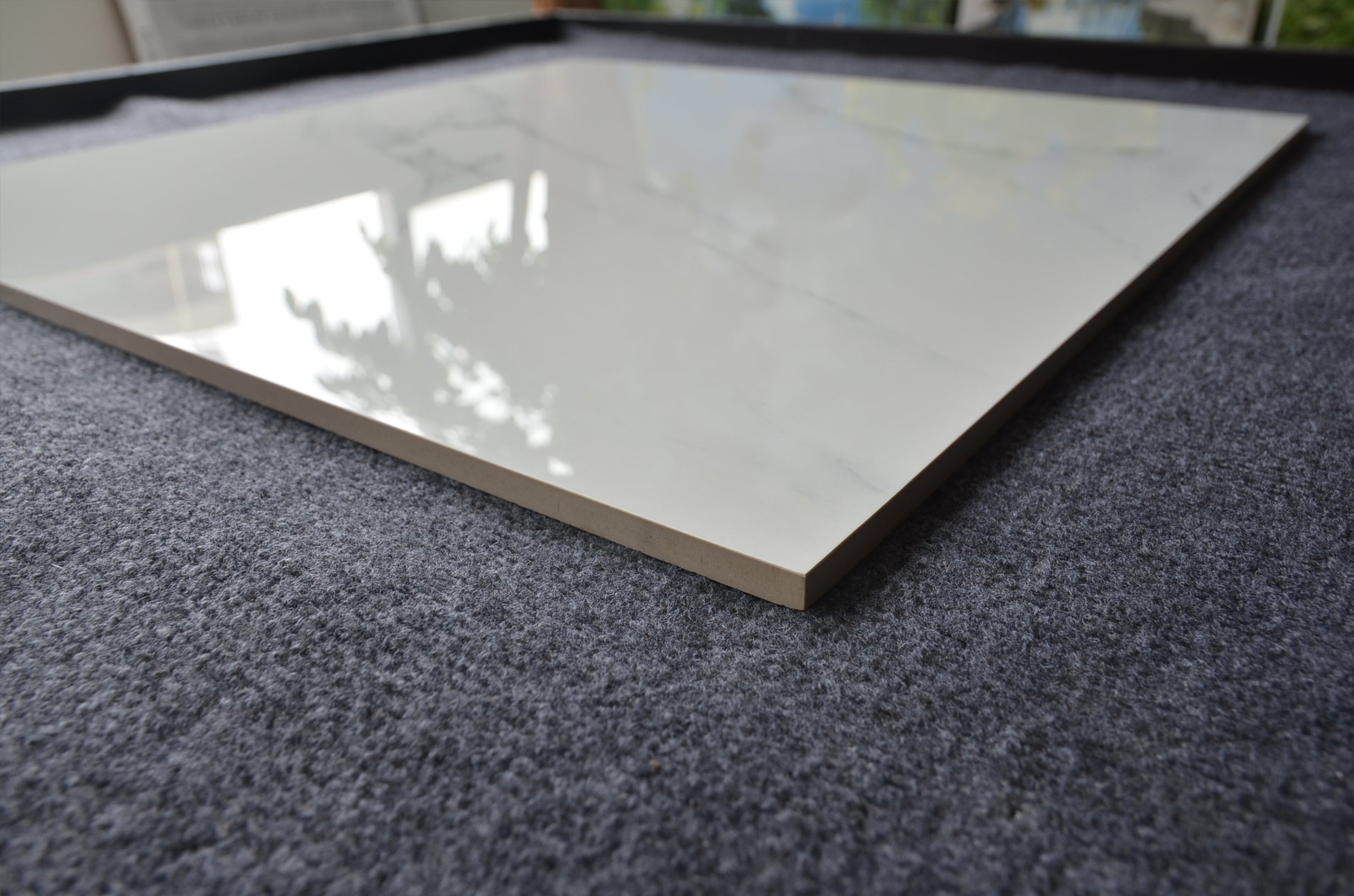 White Marble Floor Tiles Factory Price Apartment
