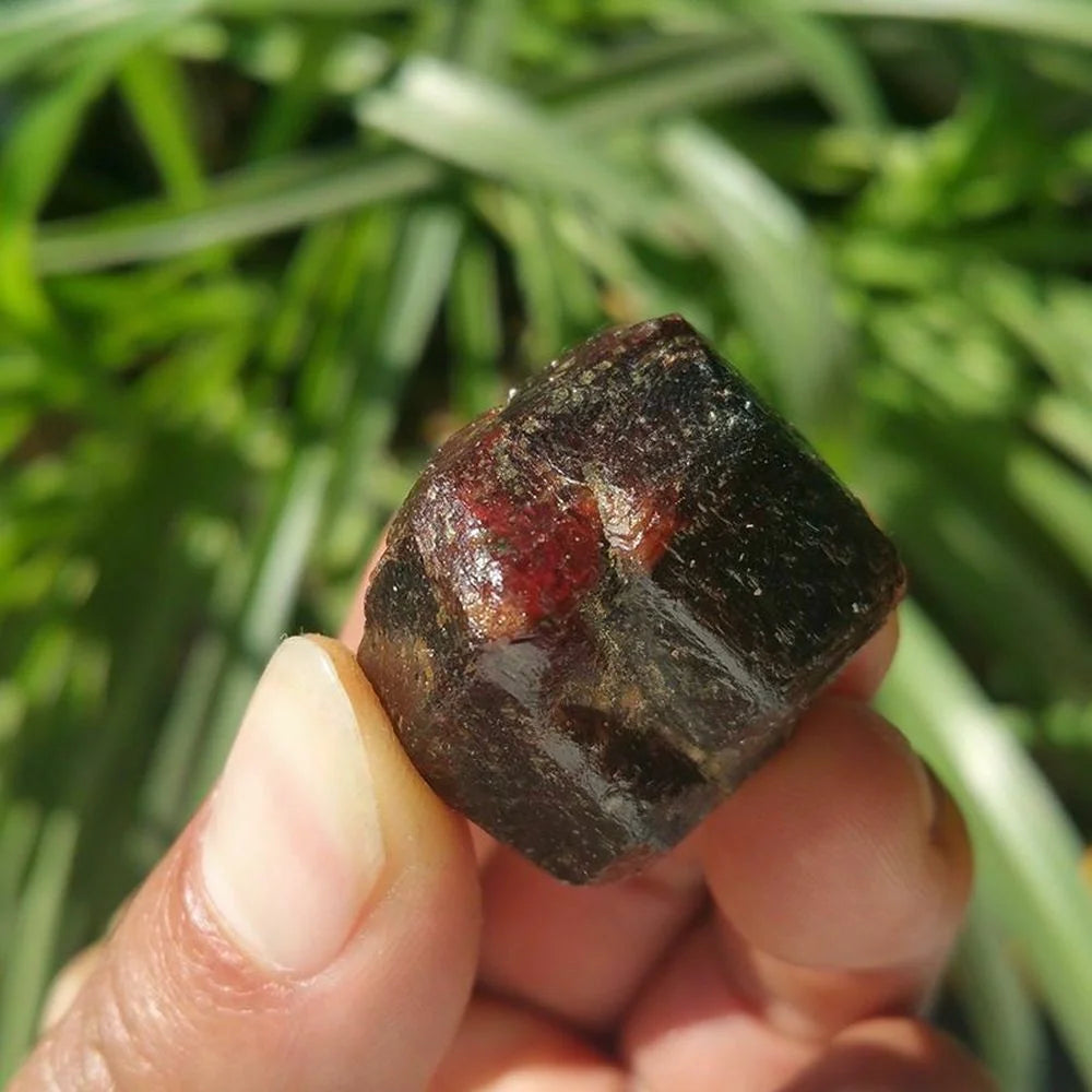 Natural Red Garnet Raw Stone 100g - Healing Mineral