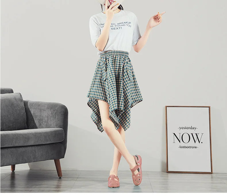 Dép Sandal Nữ Mùa Hè Thoải Mái Màu Kẹo PVC Bãi Biển