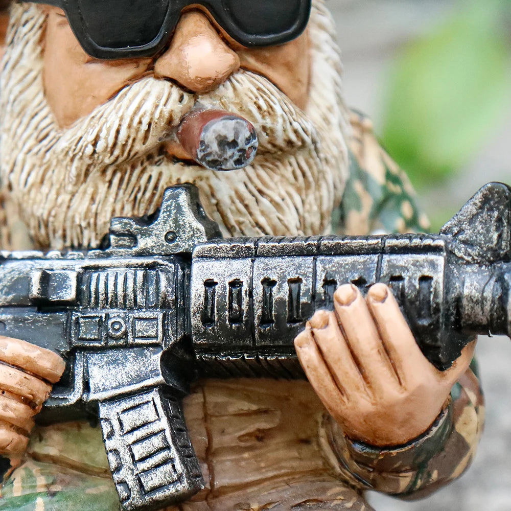 Military-Themed Resin Gnome Figurine Camouflage Soldier Statue for Home & Garden Miniatures Christmas Art Decorative Display