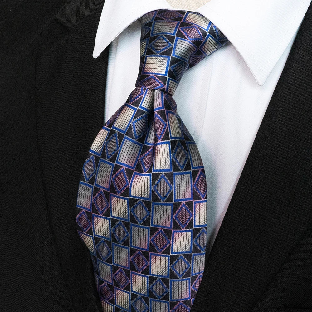 Cà vạt lụa nam họa tiết caro cổ điển thủ công